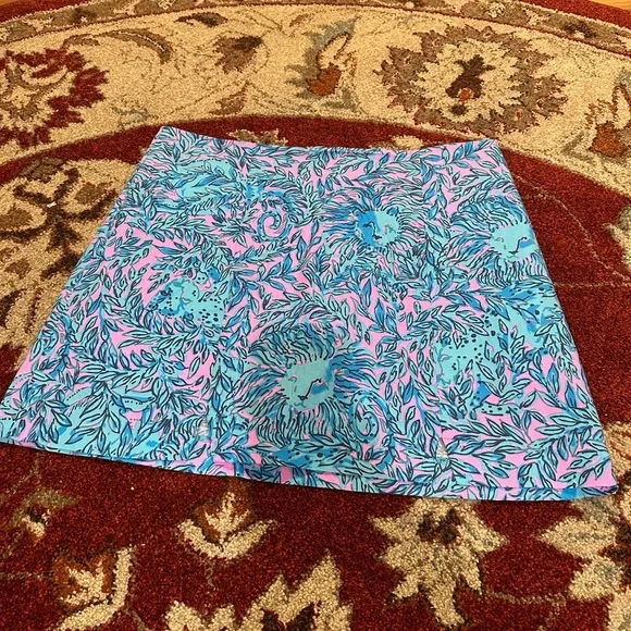 Lilly Pulitzer - Picture 2 of 8